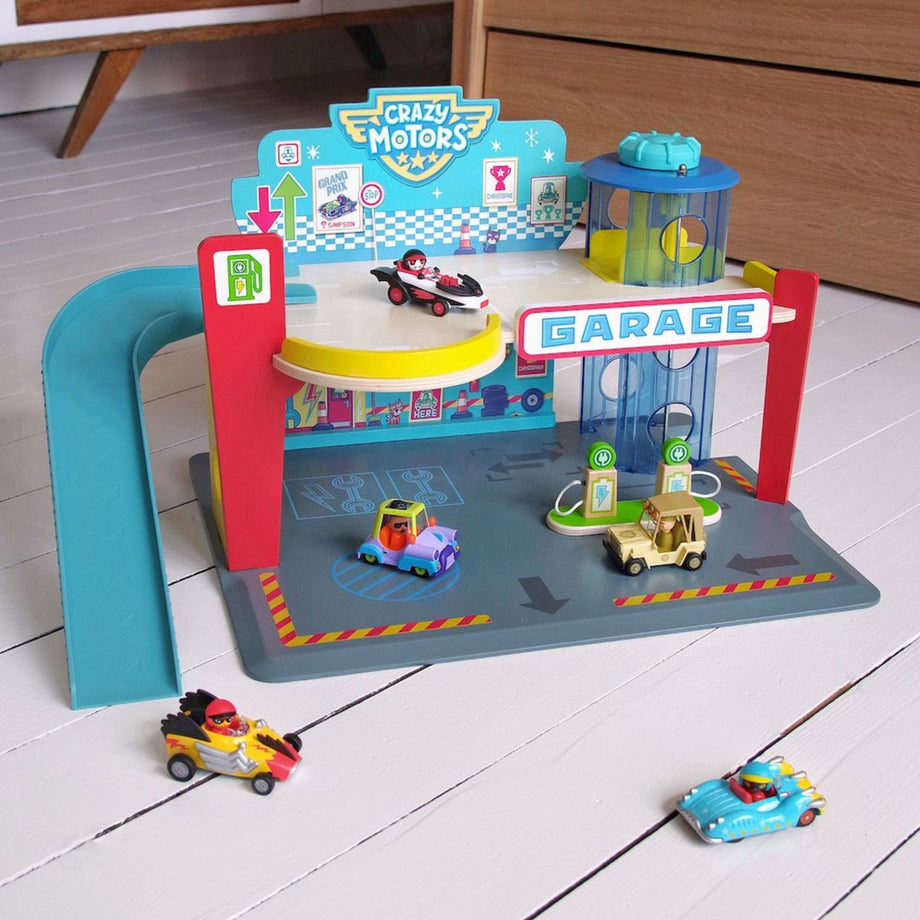 DjecoCrazyMotorsGarage_1_460x@